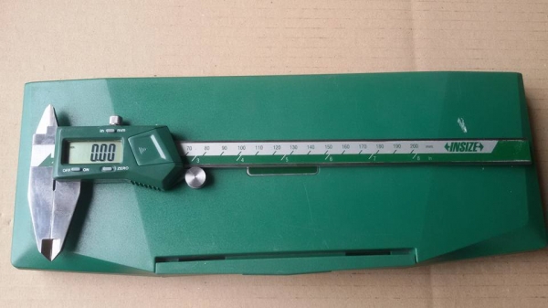 ขาย เวอร์เนียดิจิตอล 8 นิ้ว Insize  ( ชาติ ลำพูน )