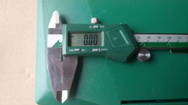 ขาย เวอร์เนียดิจิตอล 8 นิ้ว Insize  ( ชาติ ลำพูน )