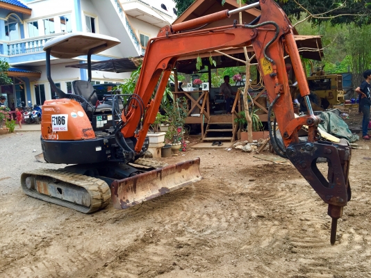 HITACHI ZX-30U <พร้อมหัวแย๊ก+บุ้งกี๊>คอลโทนสั้นปั๊มนิ้ว ☎️สนใจติดต่อ 085-5632278 (ราคาต่อรองได้)