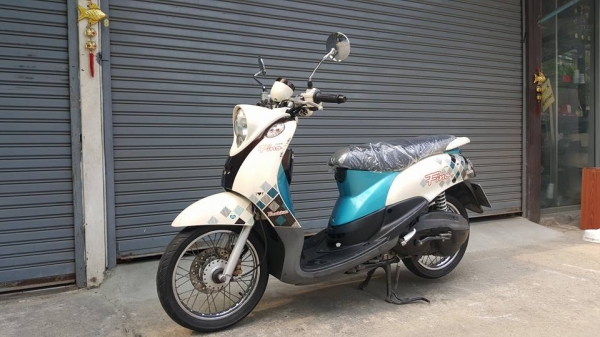 ขออนุญาติขาย YAMAHA FINO 115 รุ่นเกย์แยก ท่อสวิงอาร์มจากศูนย์ โอนฟรี ขออนุญาติขาย YAMAHA FINO 115 รุ่นเกย์แยก ท่อสวิงอาร์มจากศูนย์ โอนฟรี