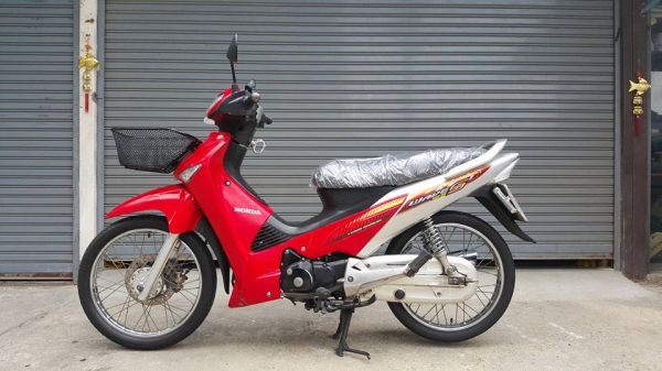 ขออนุญาติขาย HONDA WAVE 125S NEW รุ่นไฟเลี้ยวบังลม ไมล์ดิจิตอล โอนฟรี