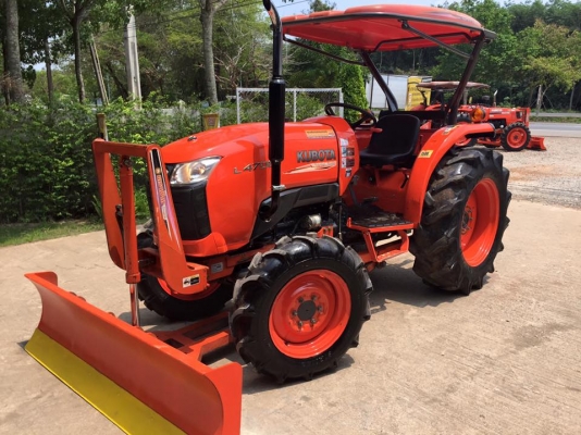 ขายรถไถ Kubota L4708(4WD) พร้อมใบมีดและผานพรวนLCS 24x6 รถไร่ สวยๆ พร้อมใช้งาน