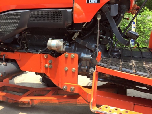 ขายรถไถ Kubota L4708(4WD) พร้อมใบมีดและผานพรวนLCS 24x6 รถไร่ สวยๆ พร้อมใช้งาน