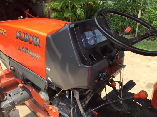 ขายรถไถKubota L4508DI (4WD) พร้อมใบมีดหน้าและผานพรวน รถสวย เดิมๆ พร้อมใช้งาน