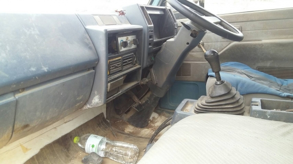 หกล้อ อีซูชุ NPR115 แท้เกียร์สั้น มีหลังคา รับ-ส่ง นักเรียน สภาพดีเดิมๆสวยพร้อมใช้ ทะเบียนพร้อมโอน ราคา 299,000บ บริการขับส่งถึงบ้าน คร๊าฟๆ