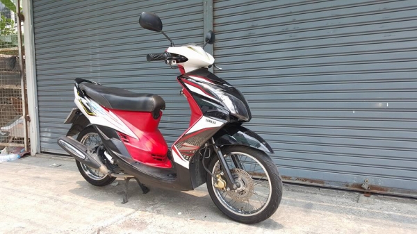 ขออนุญาติขาย YAMAHA MIO 115 รุ่นไฟหน้า 2 ตา ฟรีค่าโอน