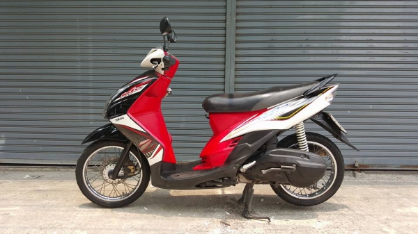 ขออนุญาติขาย YAMAHA MIO 115 รุ่นไฟหน้า 2 ตา ฟรีค่าโอน