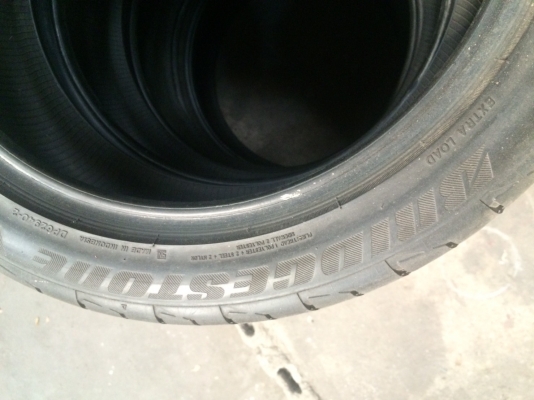 ขายยาง ฺBridgestone 215/45R17 สภาพดี 4 เส้น