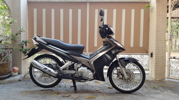 ขออนุญาติขาย YAMAHA SPARK 135RR  ตัว TOP สตาร์ทมือและเท้า
