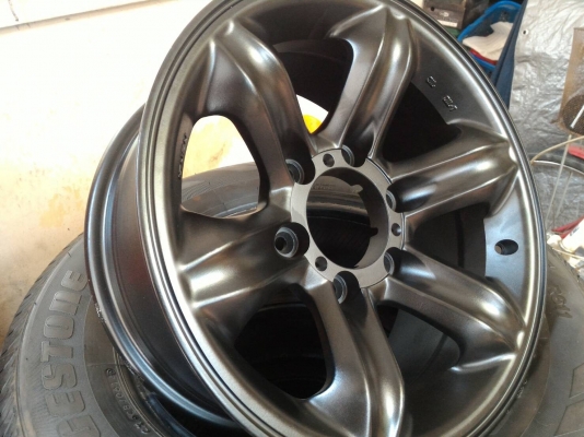 ขายล้อเล็บเหยี่ยวแท้ Isuzu 4  WD สีแบล็คซิลเวอร์ - ไฮเปอร์โครเมียม