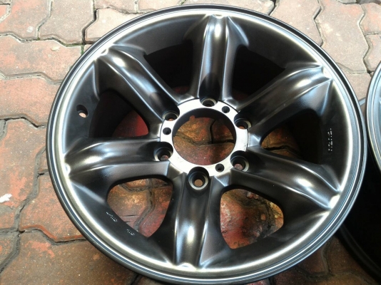 ขายล้อเล็บเหยี่ยวแท้ Isuzu 4  WD สีแบล็คซิลเวอร์ - ไฮเปอร์โครเมียม