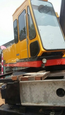 รถเครน รุ่น TL160E เครนยี่ห้อ TADANO มีประกันชั้น1  ทะเบียนพร้อมโอน