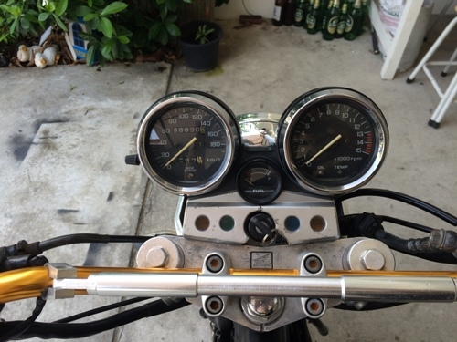 ขาย cb400 ปี 98 vs. สรรพสามิตรตัวจริง สวยๆ 64000 ด่วนๆคับ