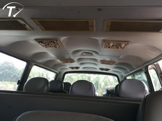 TOYOTA HIAEC เครื่องเดิมดีเซล2.8แน่น รถสวยจอดเก่า ภายในสวย