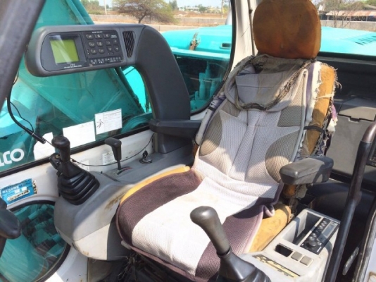 ขายรถแบคโฮ KOBELCO SK200 MARK5 รถนอกนำเข้า สภาพสวยพร้อมใช้งาน มีVDOการทำงานครับ