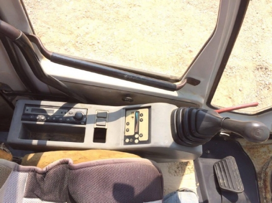 ขายรถแบคโฮ KOBELCO SK200 MARK5 รถนอกนำเข้า สภาพสวยพร้อมใช้งาน มีVDOการทำงานครับ