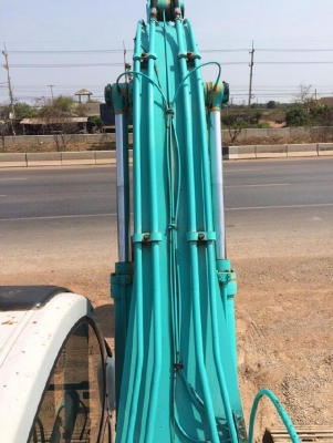 ขายรถแบคโฮ KOBELCO SK200 MARK5 รถนอกนำเข้า สภาพสวยพร้อมใช้งาน มีVDOการทำงานครับ