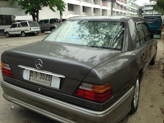 เบนซ์300eปี92 เกียร์ออโต แก๊สหัวฉีดเดิมๆขอขายเพียง85000