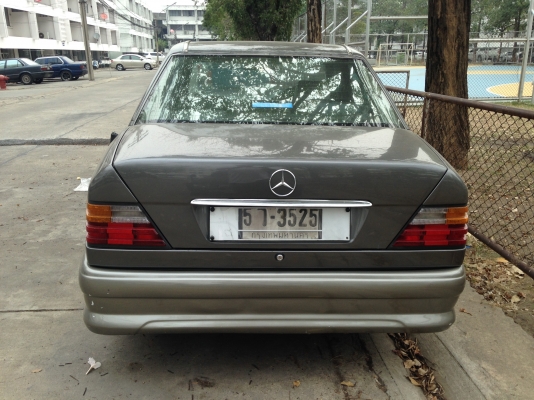 เบนซ์300eปี92 เกียร์ออโต แก๊สหัวฉีดเดิมๆขอขายเพียง85000