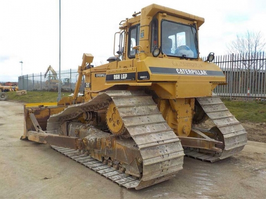 ขาย รถแทรคเตอร์ D6H LPG จำหน่าย รถ เครื่องจักร นำเข้า100\% อปกรณ์ทุกชิด ราคาถูก eurotec. 0818176901