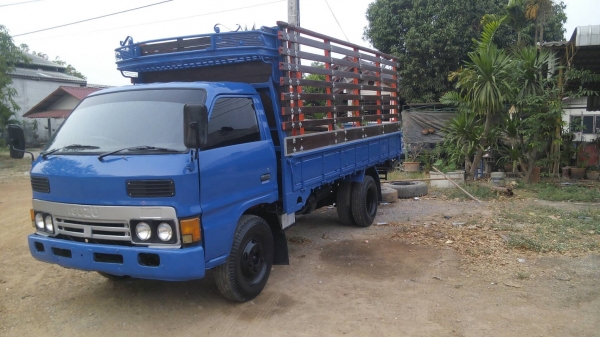 ขาย6ล้ออีชุชุ ks 22 4bd1  พวงมาลัยเพวเวอร์ 235000บาทพร้อมใช้งาน