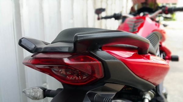 TNT300 2015 วิ่งน้อย แต่งจัดเต็ม สวยมากๆ ต่อรองได้ครับ TNT300 2015 วิ่งน้อย แต่งจัดเต็ม สวยมากๆ ต่อรองได้ครับ