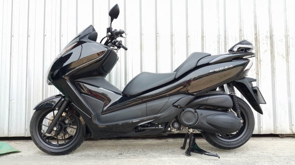 Forza300 2013 พร้อมใช้ 2000 กิโลแท้ ถ่ายของเหลวแล้ว ไม่แพง ต่อรองได้ครับ Forza300 2013 พร้อมใช้ 2000 กิโลแท้ ถ่ายของเหลวแล้ว ไม่แพง ต่อรองได้ครับ