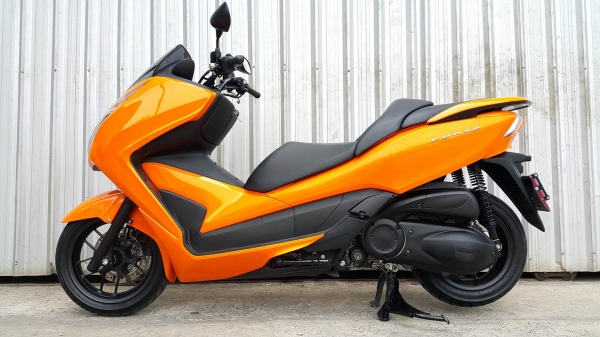 Forza300 2015 วิ่ง 1000 กิโลแท้เชคศูนย์ได้ พร้อมใช้ ราคาไม่แพง ต่อรองได้