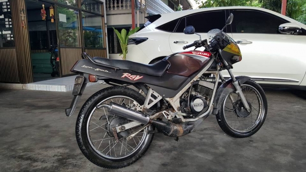 ขออนุญาติขาย SUZUKI RG-V 150 CC ปี 2533 ฟรีค่าโอน