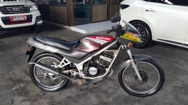 ขออนุญาติขาย SUZUKI RG-V 150 CC ปี 2533 ฟรีค่าโอน
