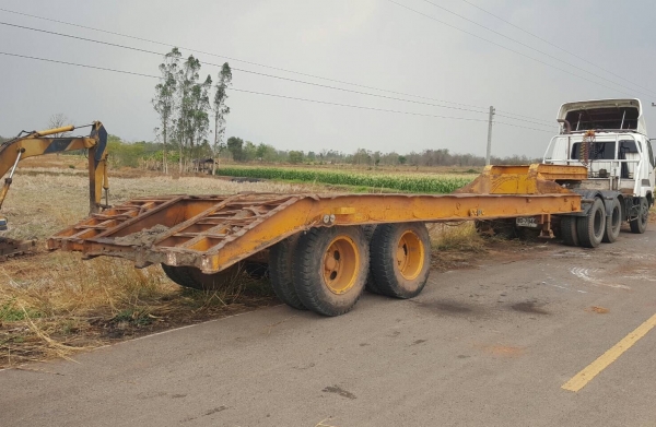 ขาย หางโรเบท 2 เพลา ไม่มีทะเบียน ยาว 8.50 เมตร รวมท้ายลาด กว้าง 2.80 เมตร คัสซีเหล็กใหญ่แข็งแรง ราคาต่อรองได้ครับ