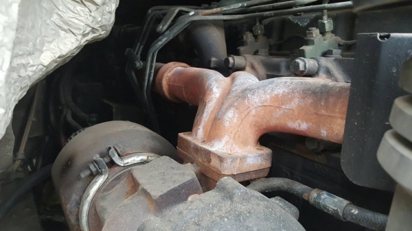 ขาย หัวคัสซี 10 ล้อ เพลาเดียว VOLVO เครื่อง 250 แรงม้า คัสซีสวยตลอดเส้น ช่วงล่างระบบถุงลม ยางเรเดียลเต็มทุกเส้น เอกสารทะเบียนครบ ราคาต่อรองได้