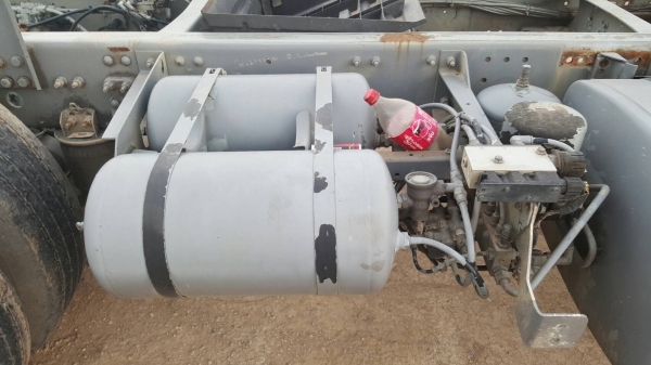 ขาย หัวคัสซี 10 ล้อ เพลาเดียว VOLVO เครื่อง 250 แรงม้า คัสซีสวยตลอดเส้น ช่วงล่างระบบถุงลม ยางเรเดียลเต็มทุกเส้น เอกสารทะเบียนครบ ราคาต่อรองได้