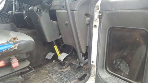 ขาย หัวคัสซี 10 ล้อ เพลาเดียว VOLVO เครื่อง 250 แรงม้า คัสซีสวยตลอดเส้น ช่วงล่างระบบถุงลม ยางเรเดียลเต็มทุกเส้น เอกสารทะเบียนครบ ราคาต่อรองได้