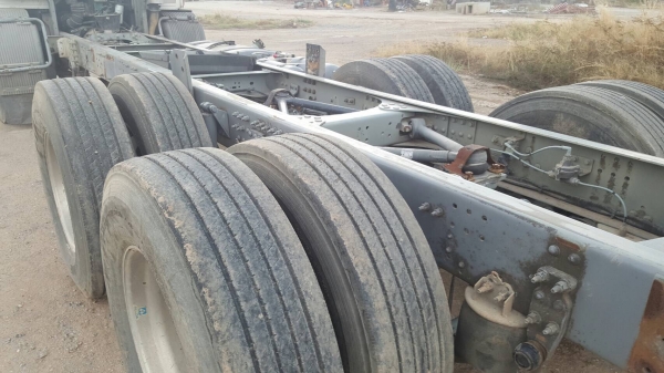 ขาย หัวคัสซี 10 ล้อ เพลาเดียว VOLVO เครื่อง 250 แรงม้า คัสซีสวยตลอดเส้น ช่วงล่างระบบถุงลม ยางเรเดียลเต็มทุกเส้น เอกสารทะเบียนครบ ราคาต่อรองได้