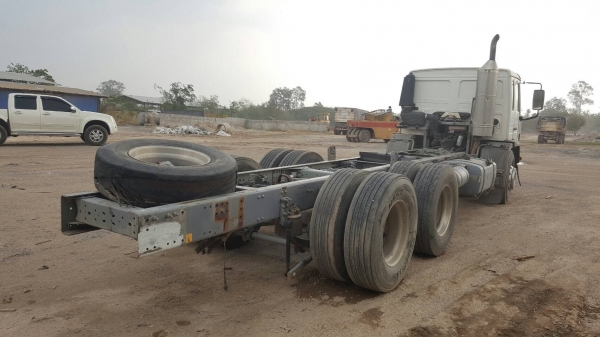 ขาย หัวคัสซี 10 ล้อ เพลาเดียว VOLVO เครื่อง 250 แรงม้า คัสซีสวยตลอดเส้น ช่วงล่างระบบถุงลม ยางเรเดียลเต็มทุกเส้น เอกสารทะเบียนครบ ราคาต่อรองได้