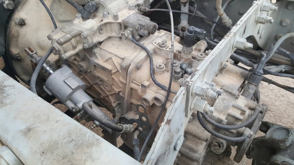 ขาย หัวคัสซี 10 ล้อ เพลาเดียว VOLVO เครื่อง 250 แรงม้า คัสซีสวยตลอดเส้น ช่วงล่างระบบถุงลม ยางเรเดียลเต็มทุกเส้น เอกสารทะเบียนครบ ราคาต่อรองได้