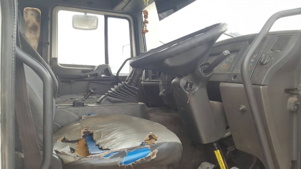 ขาย หัวคัสซี 10 ล้อ เพลาเดียว VOLVO เครื่อง 250 แรงม้า คัสซีสวยตลอดเส้น ช่วงล่างระบบถุงลม ยางเรเดียลเต็มทุกเส้น เอกสารทะเบียนครบ ราคาต่อรองได้