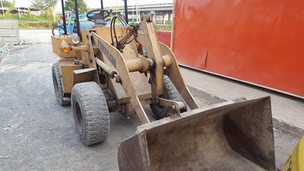 รถตักเอวอ่อน ตัวเล็กราคาถูก