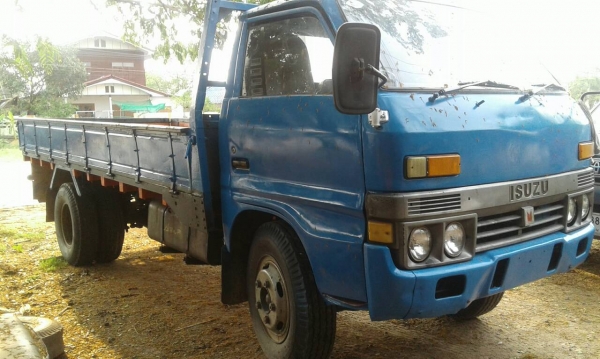 หกล้อ อีซุซุ TL เครือง 4BE1-110แรงฝาดำ ช่วงยาว4.30ม สภาพดีพร้อมใช้ ทะเบียน+ภาษีเต็ม พร้อมโอน