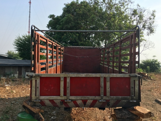 ขายกะบะยกลง 6เมตร10สูงเมตร75กว้าง2เมตร45