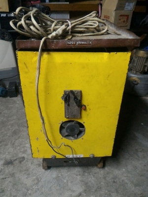 ตู้เชื่อมขนาด 300 A. แบบคอยล์ทองแดง ยี่ห้อ ATM พร้อมใช้งานหนักๆสบายทนมาก