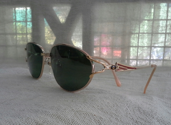 แว่นตาซุปเปอร์แบรนด์แถวหน้า Guy Laroche Paris made in Japan ของจริง! ของแท้!