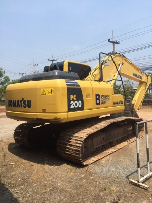 KOMATSU200-8 เล่มทะเบียน 6551ชม. สวยมาก ทุกอย่างเต็ม