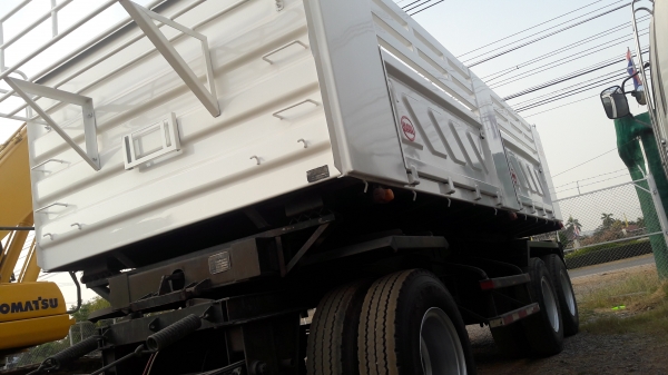 ขาย hino mega 344แรง ม้า  FM1A   ปี56 จดทะเบียน ปี57  แม่ลูกรถสวยจัด ยางเต็มพร้อมใช้งานด่วนๆครับ  ราคาต่อลองได้ 089708872