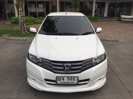 Honda City 2011 S สีขาวเกียร์ออโต้ เบาะหนัง สเกิร์ตรอบคันจากโรงงาน แมคActive Plus ยางใหม่ ไมล์80,000ก.ม. ติดแก๊สLPG บุ๊คเซอร์วิสครบเอกสารเช็กแก๊สครบ รถเดิมๆไม่มีชนไม่มีทำสี ขาย330000  ดาวน์ 30000บาท ผ่อน 6xxxบาท72เดือน ติดต่อ0816383886