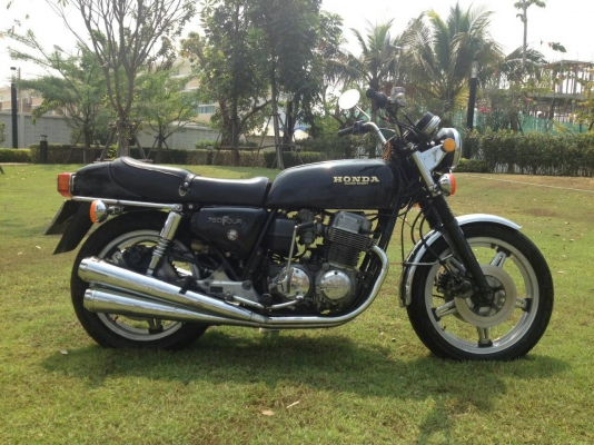 เสนอขายhonda k7 supper spot750ccสภาพเยี่ยม ทะเบียนเต็มพร้อมโอนครับพี่น้องงงง