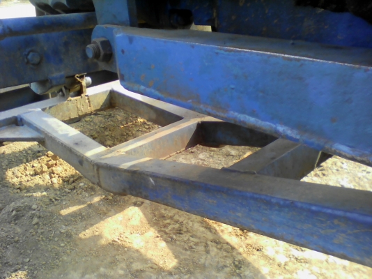 ขายรถไถฟอรด็5000  รุ่น68สวยเดิมราไม่แพงมีทะเบียน0810076640