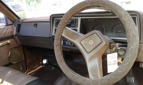 ขายKB 2200 หน้าตาเดิม เครื่องดี ครัชชีสวยไม่ผุ แอร์ครบ สวยใส