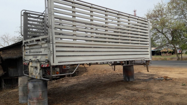 ลูกค้า (จองแล้ว) ครับ กะบะสะเเตลเรส ยาว5.50ม ยกลงจาก ฮีโน่ FC4J สภาพดีสวยพร้อมใช้ ราคา 148,000บ เรส.ทั้งลูก ครับ